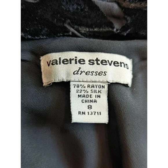 Valerie Stevens Black Velvet Beaded Lux Evening Gown - Picture 2 of 16